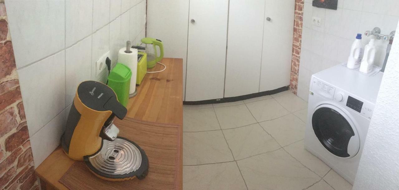 Sam Apartment *