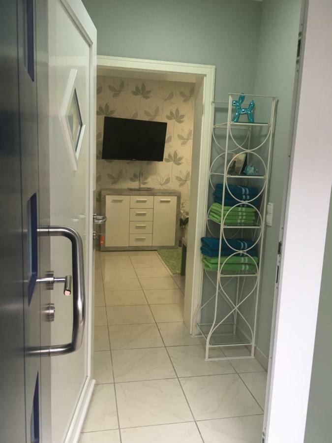 Sam Apartment *